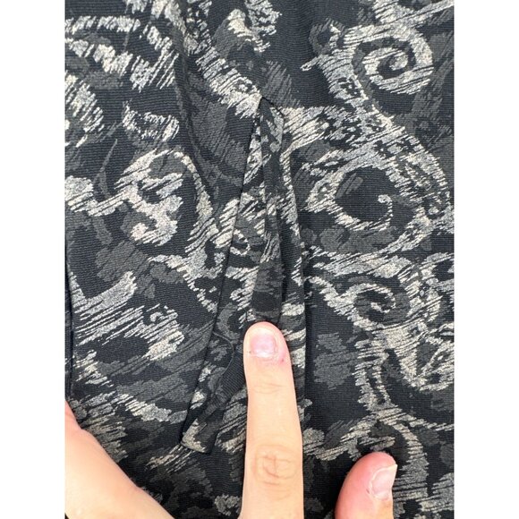 Chicos Fabulously Slimming Women Pants Sz 1.5 M Black Tan Tapestry Floral Ankle - Picture 3 of 11